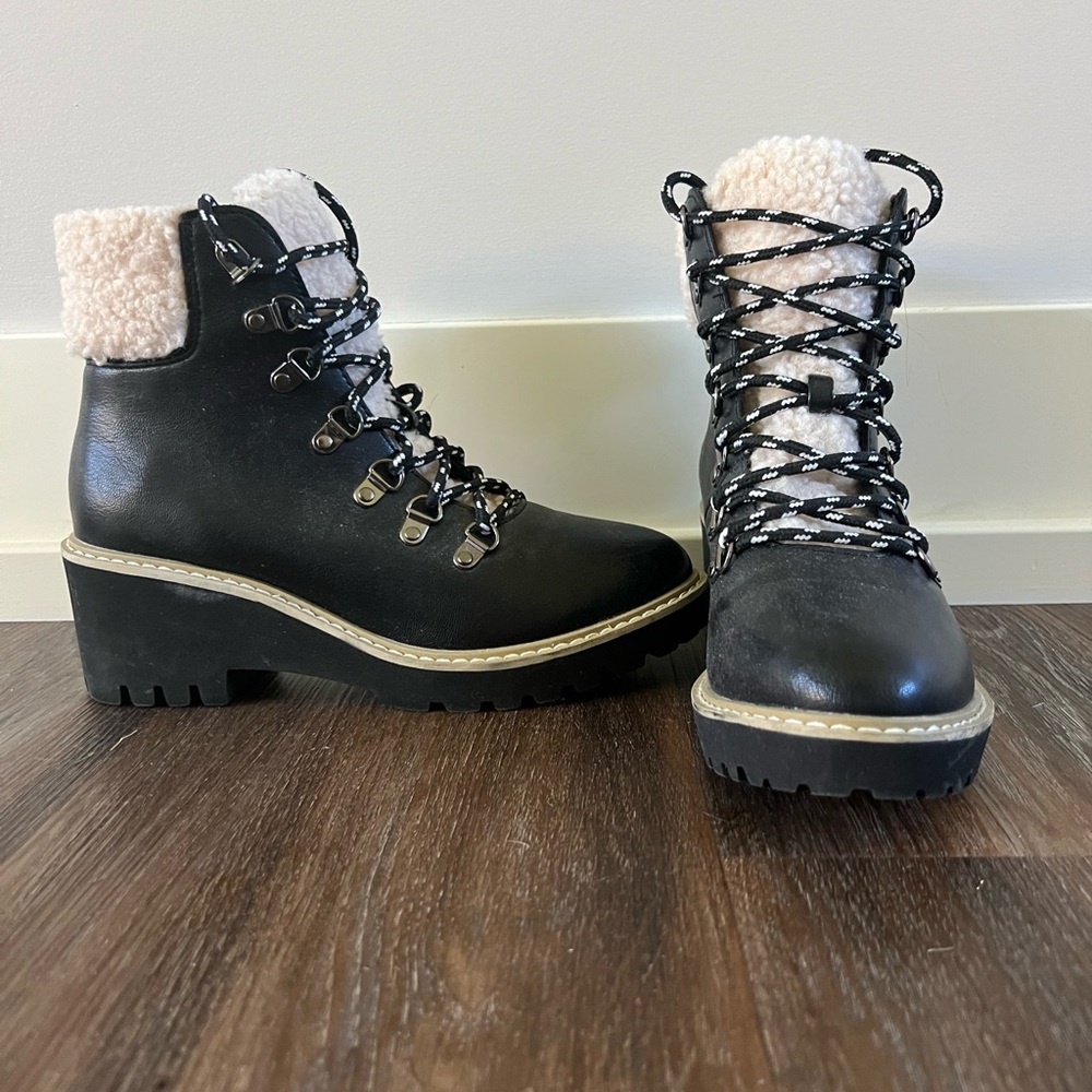 Hey Girl by Corkys Squad Black Smooth Leather Fur Ankle Boots Size 8